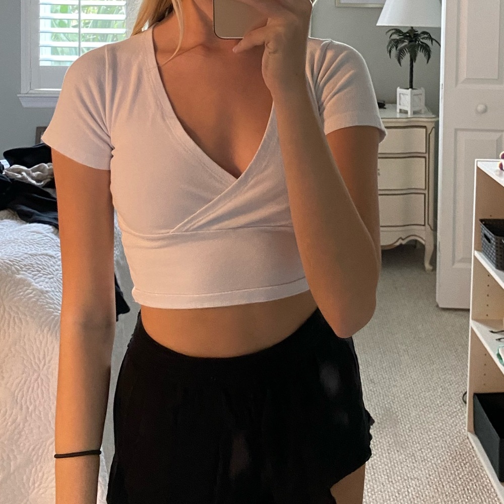 brandy melville white shirt